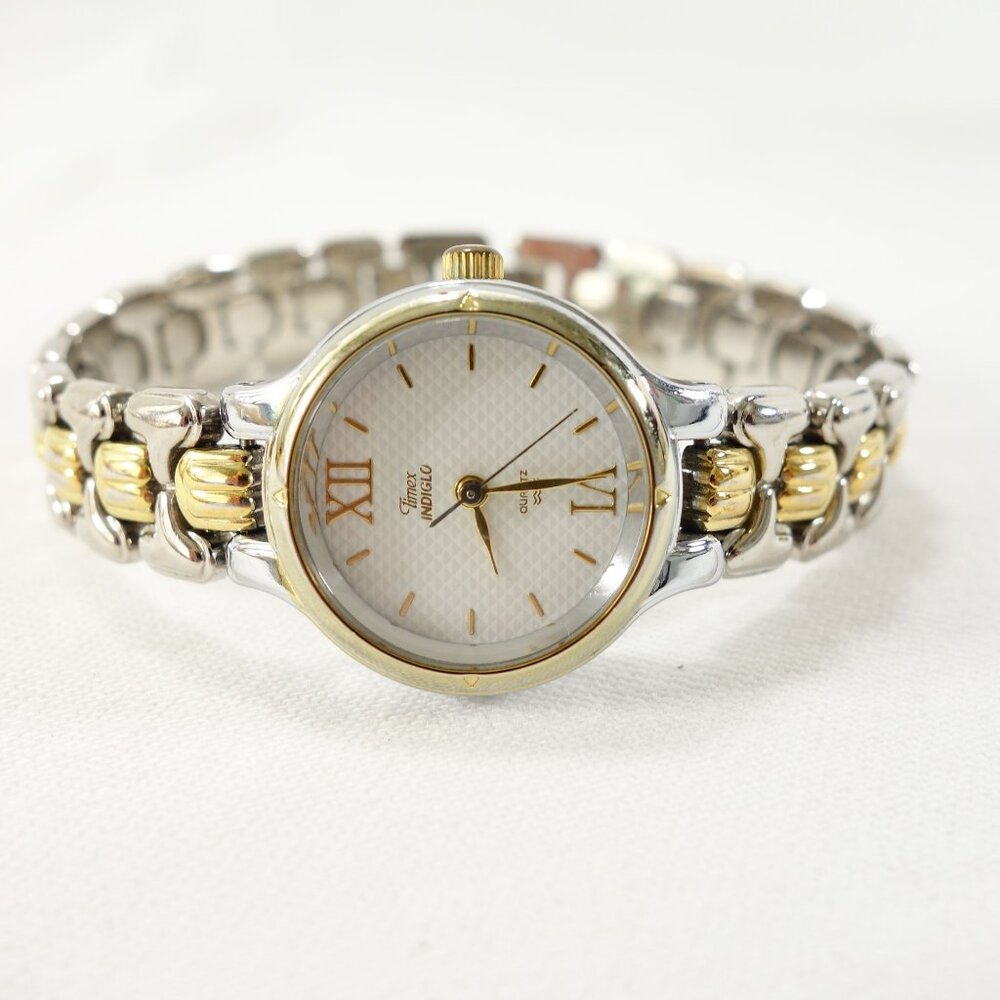 Classic Timex Indiglo Women's Two Tone‎ Bracelet Quartz Watch New Battery